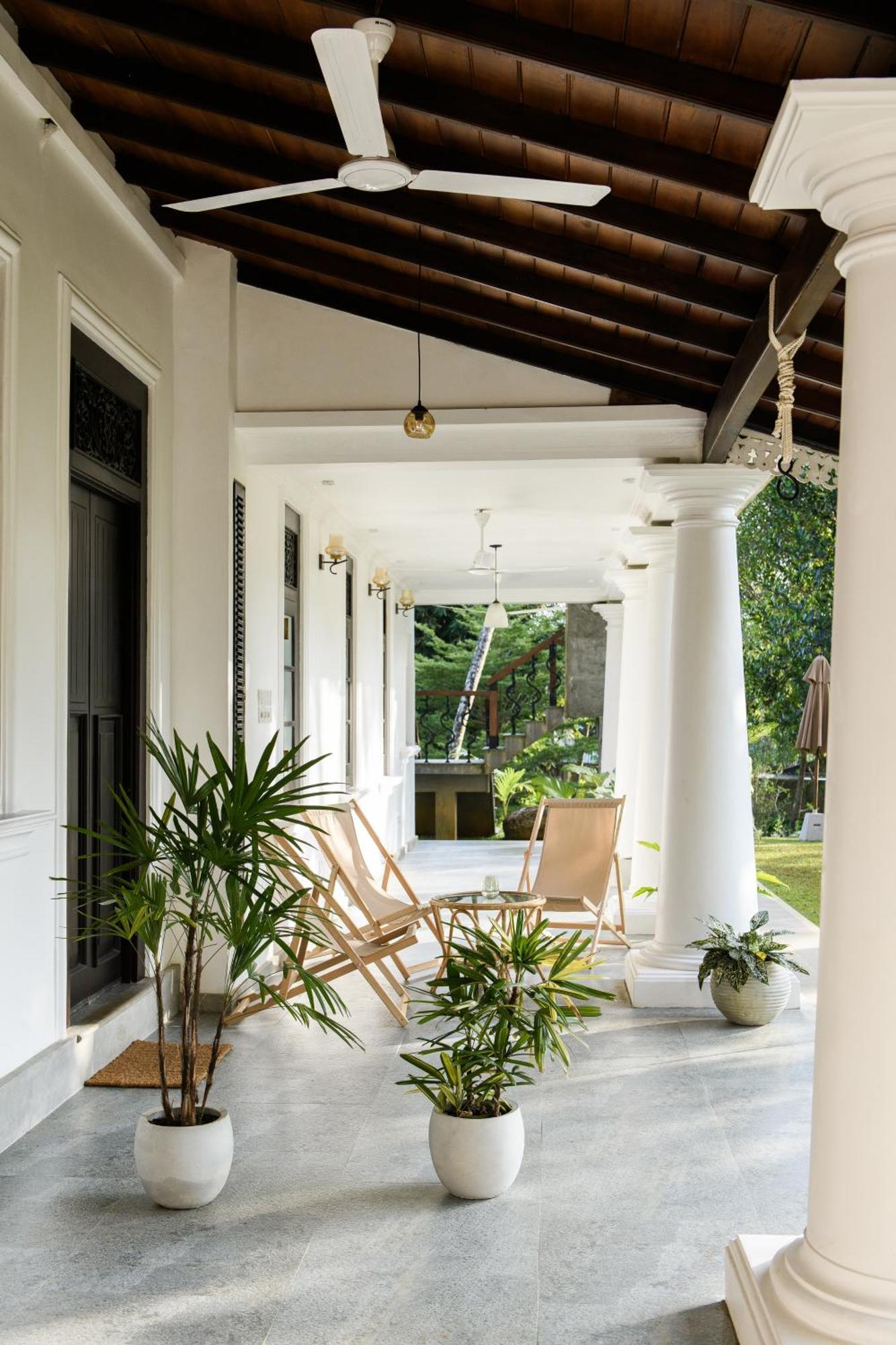 Hotel Roots Retreat Unawatuna Esterno foto