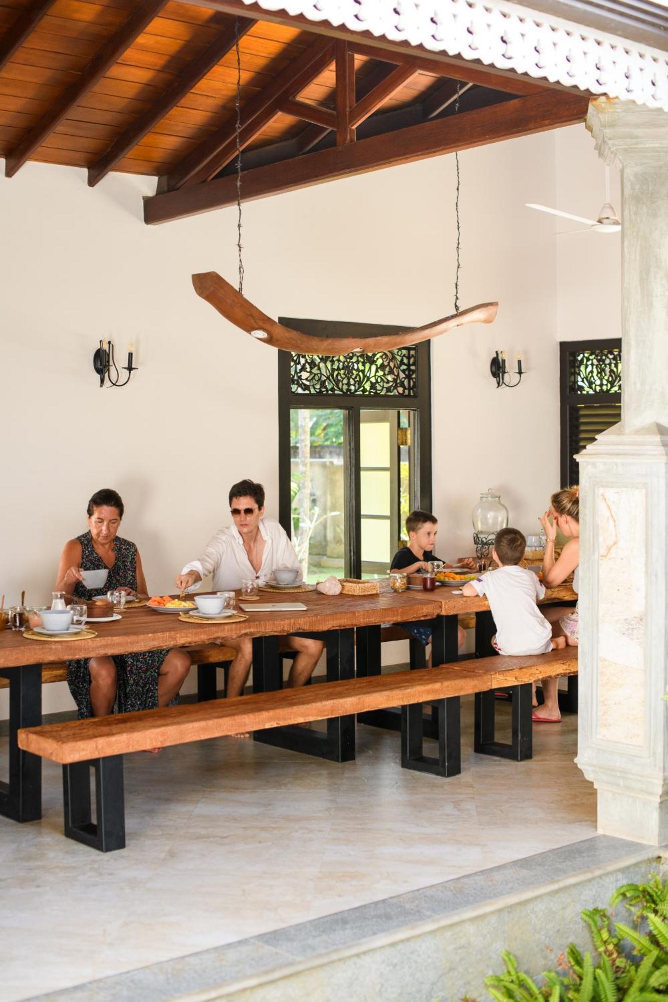Hotel Roots Retreat Unawatuna Esterno foto