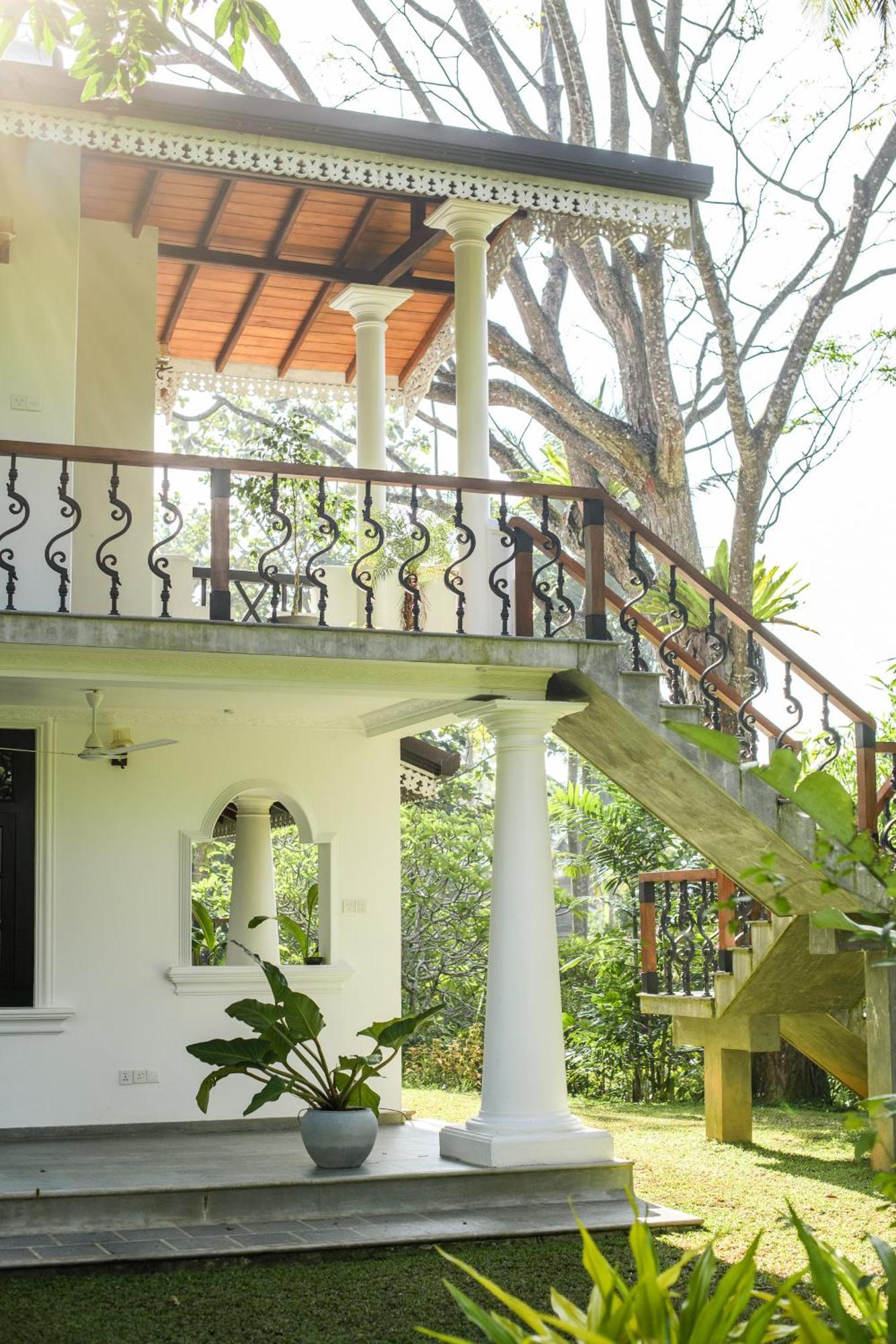 Hotel Roots Retreat Unawatuna Esterno foto